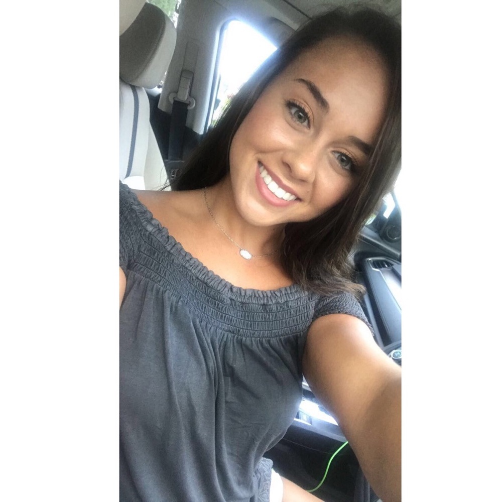 Meet your Posher, Taylore